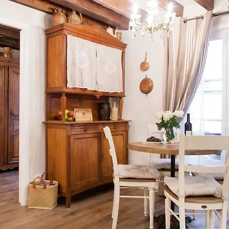 Le Merlot Du Marais Paris Exterior photo